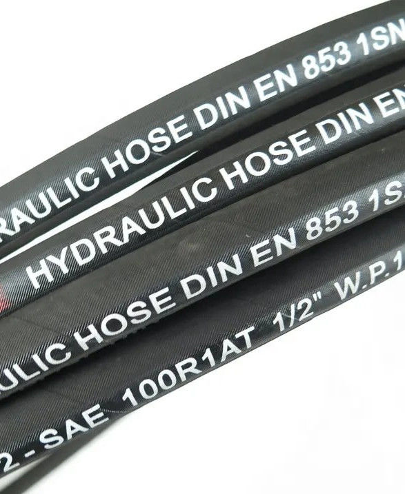 Macchina per il crimping tubo idraulico En853 1sn con strato esterno nero e strato interno resistente all'olio